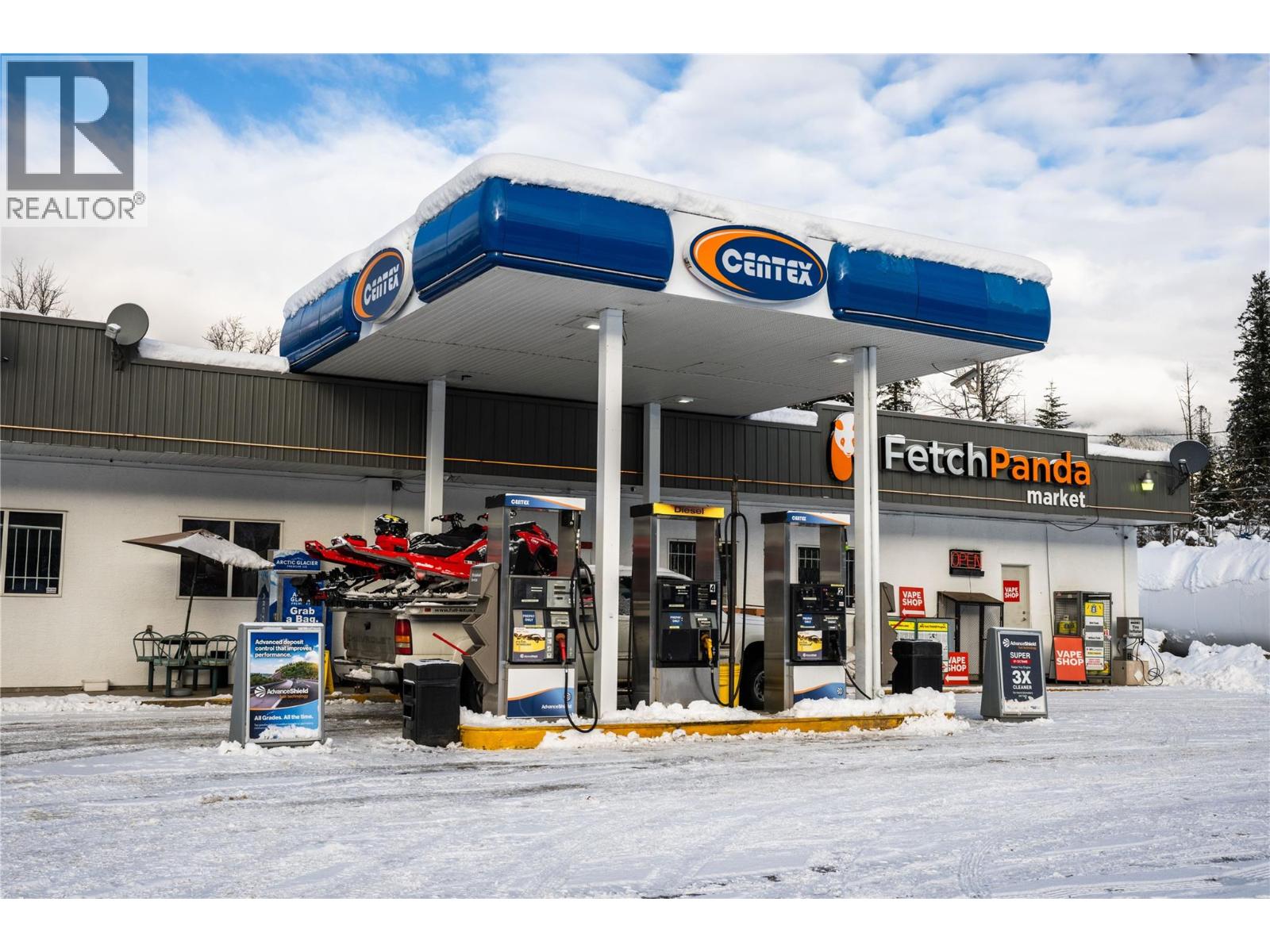 3643 Malakwa Road, Malakwa, British Columbia  V0E 2J0 - Photo 4 - 10381503