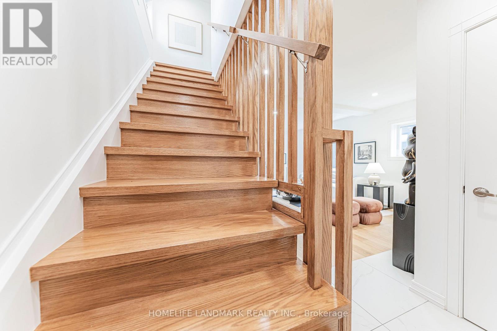 88 Waniska Avenue, Toronto, Ontario  M8Y 1R3 - Photo 14 - W13665140
