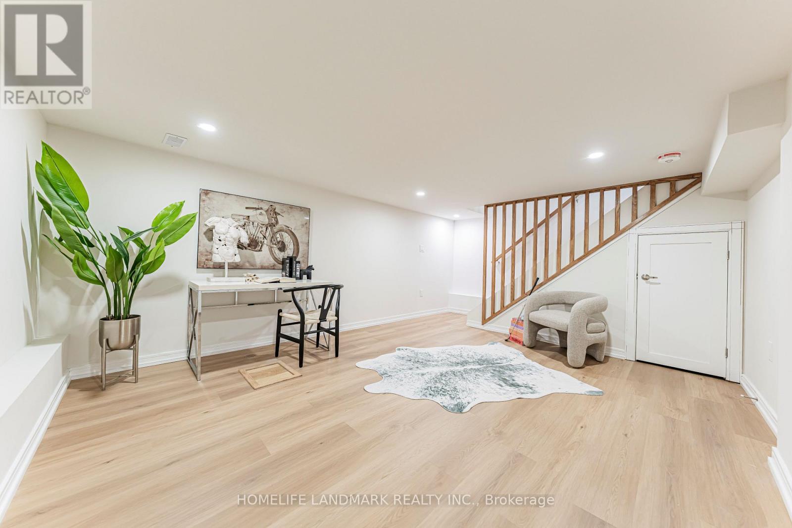 88 Waniska Avenue, Toronto, Ontario  M8Y 1R3 - Photo 33 - W13665140