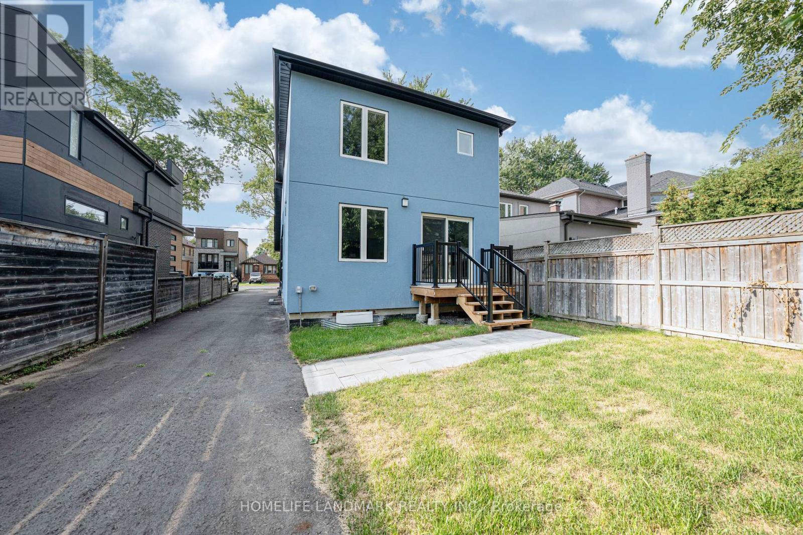 88 Waniska Avenue, Toronto, Ontario  M8Y 1R3 - Photo 41 - W13665140