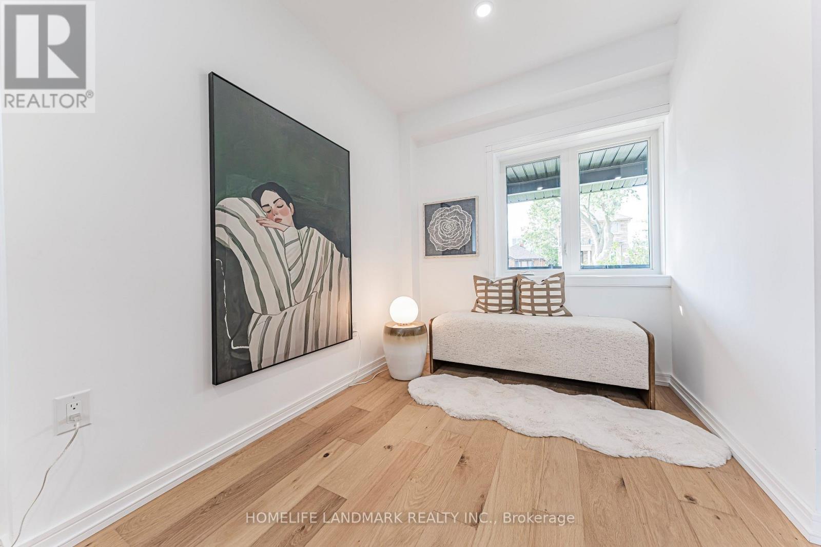 88 Waniska Avenue, Toronto, Ontario  M8Y 1R3 - Photo 8 - W13665140