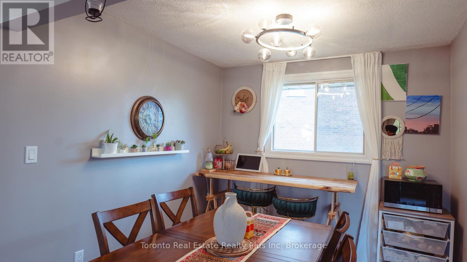 23 Moffatt Street, St. Catharines, Ontario  L2P 2L4 - Photo 24 - X13681154