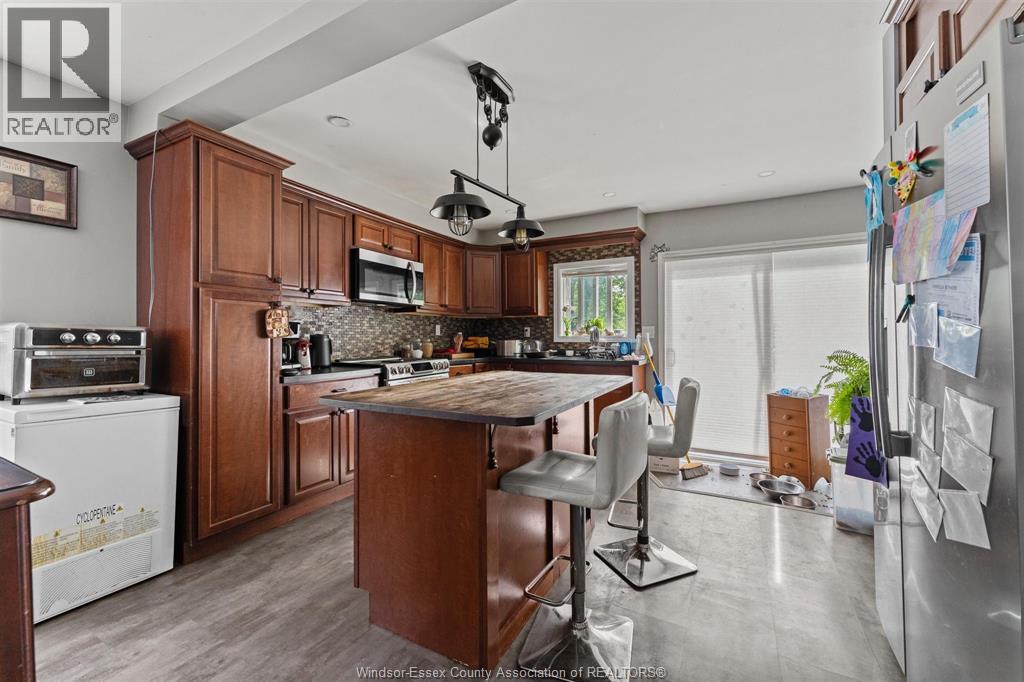 549 Clover, Windsor, Ontario  N8P 1C5 - Photo 7 - 26016500