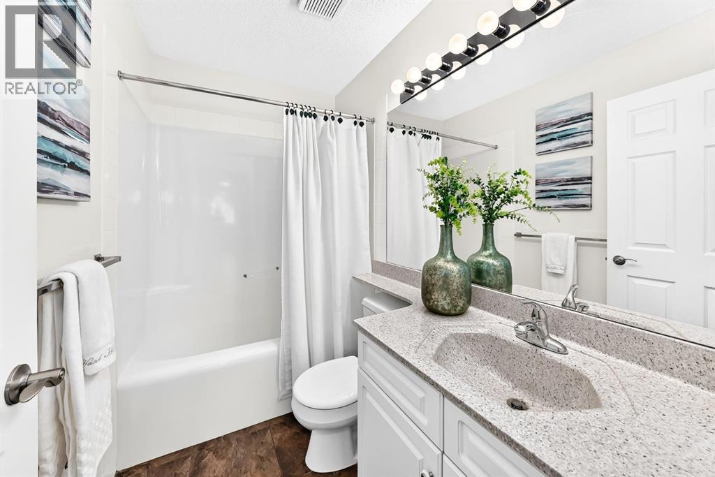 157 Hawkstone Manor Nw, Calgary, Alberta T3G 3X2 - Photo 25 - A2294301