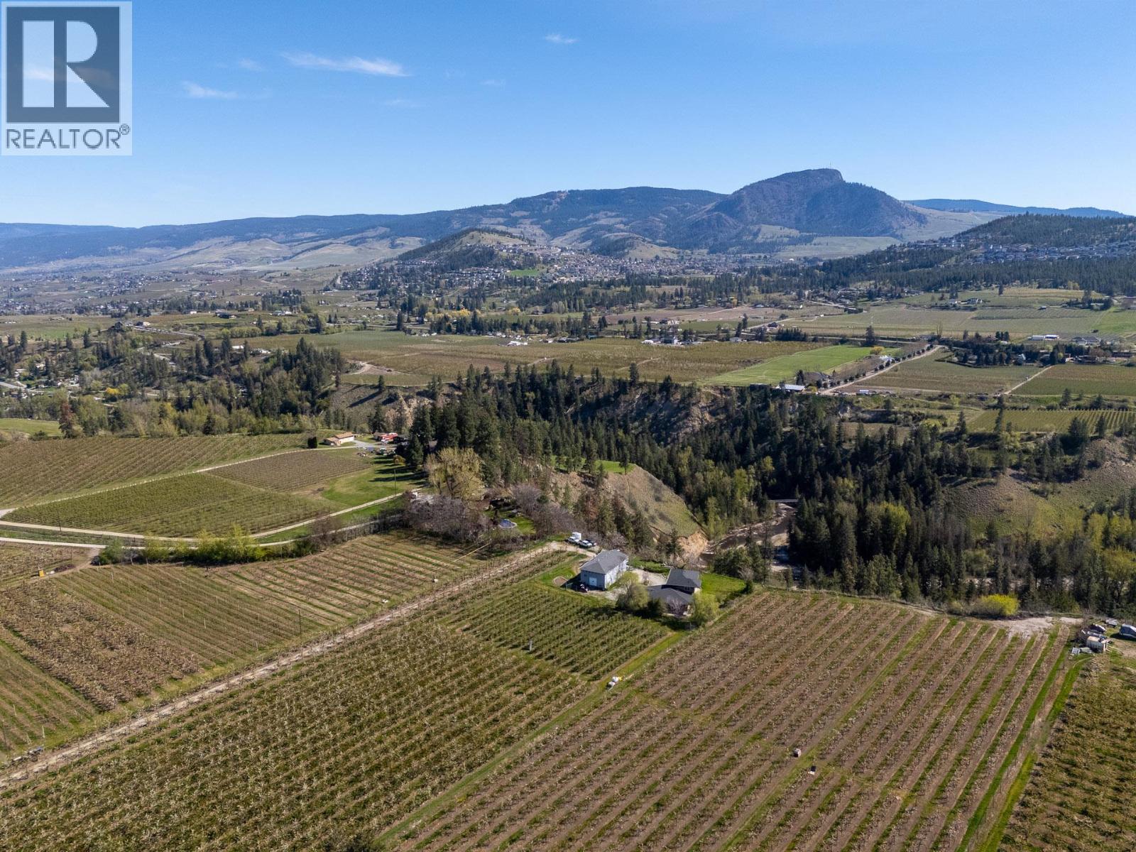 3547 Bemrose Road, Kelowna, British Columbia