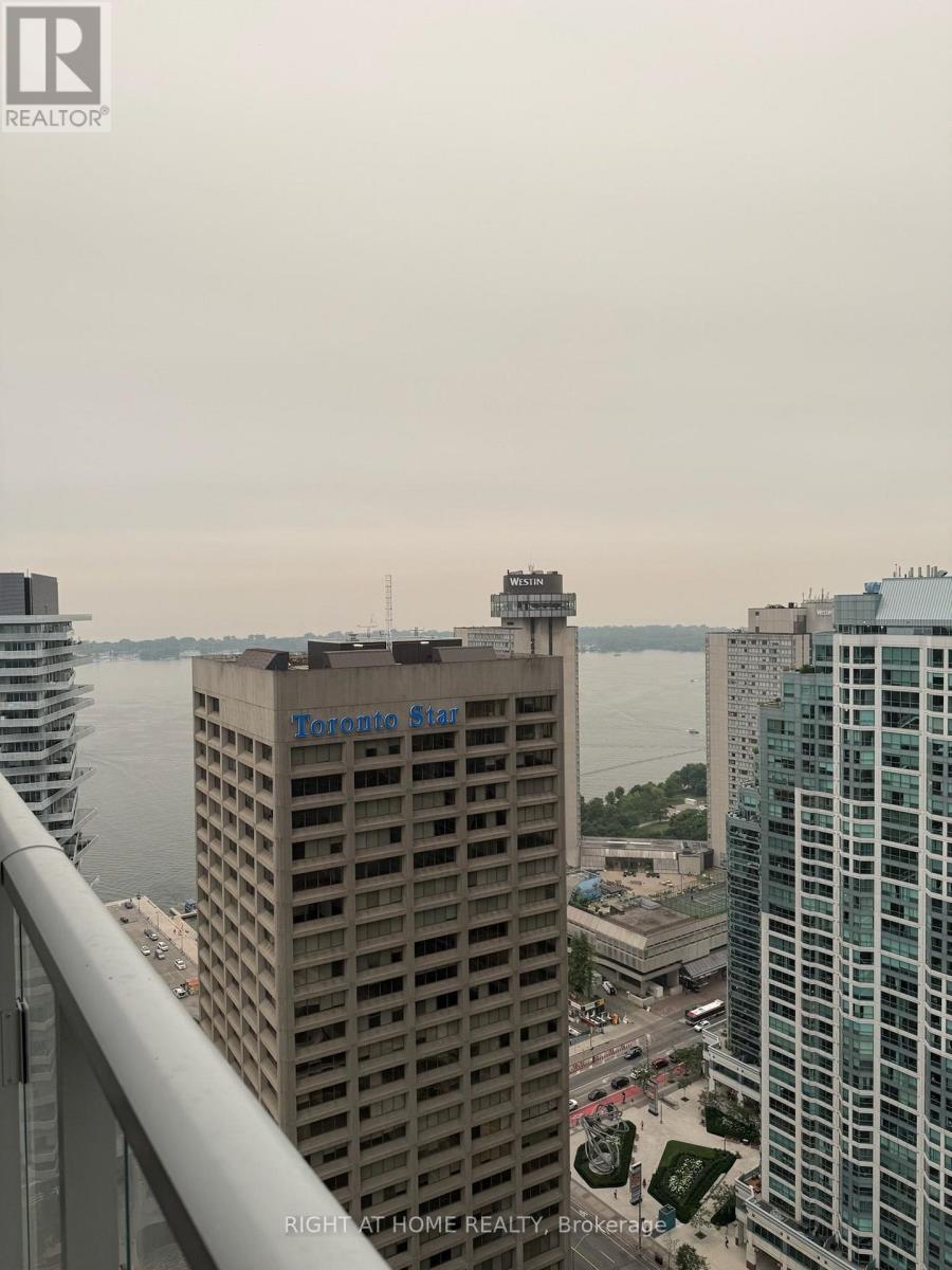 3403 - 28 Freeland Street, Toronto, Ontario  M5E 0E3 - Photo 12 - C13681170