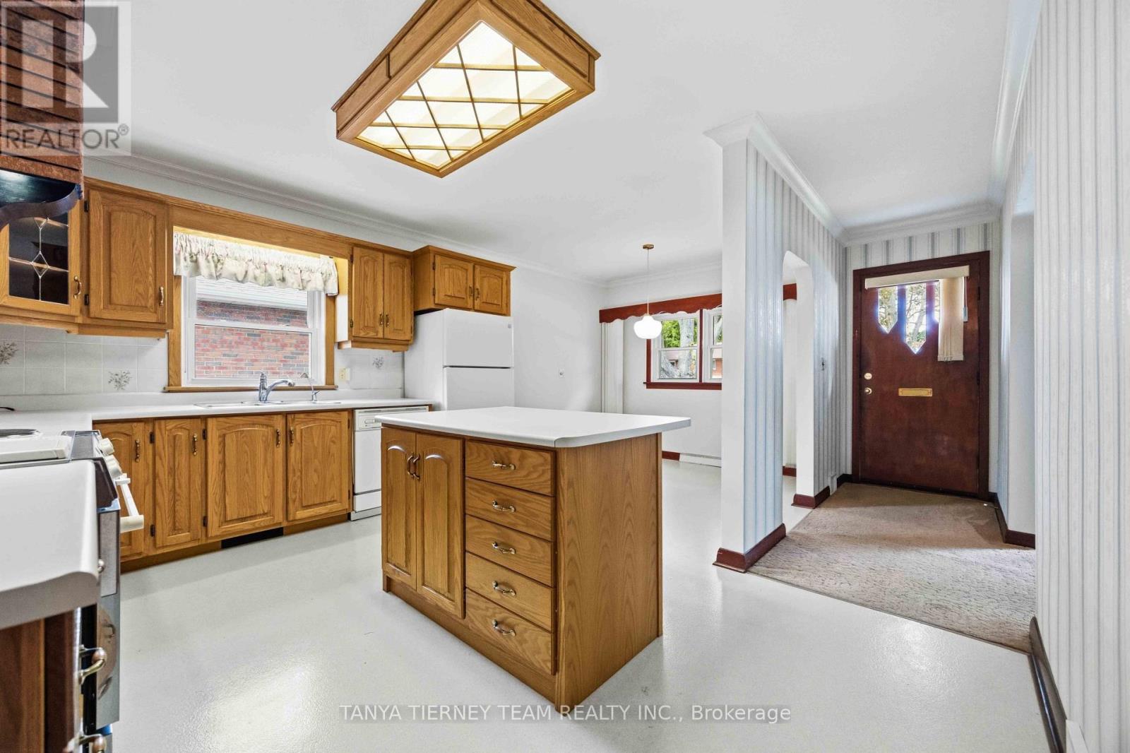 285 Muriel Avenue, Oshawa, Ontario  L1J 2W8 - Photo 16 - E13681156
