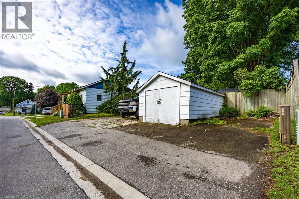 122 Queen Street, Ingersoll, Ontario  N5C 3A6 - Photo 3 - 40841334