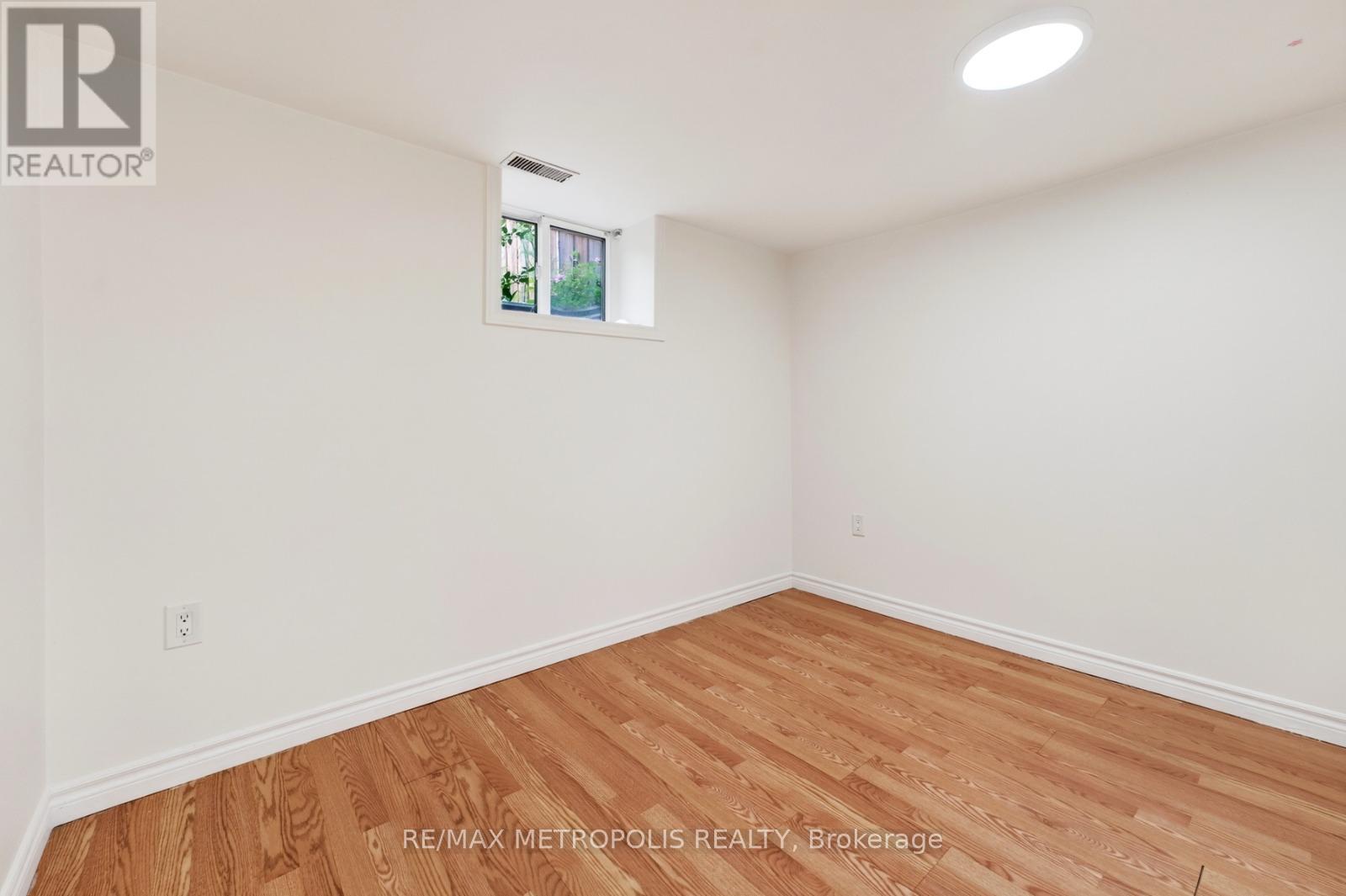 Bsmt - 312 Palmerston Avenue, Whitby, Ontario  L1N 3E9 - Photo 5 - E13490124