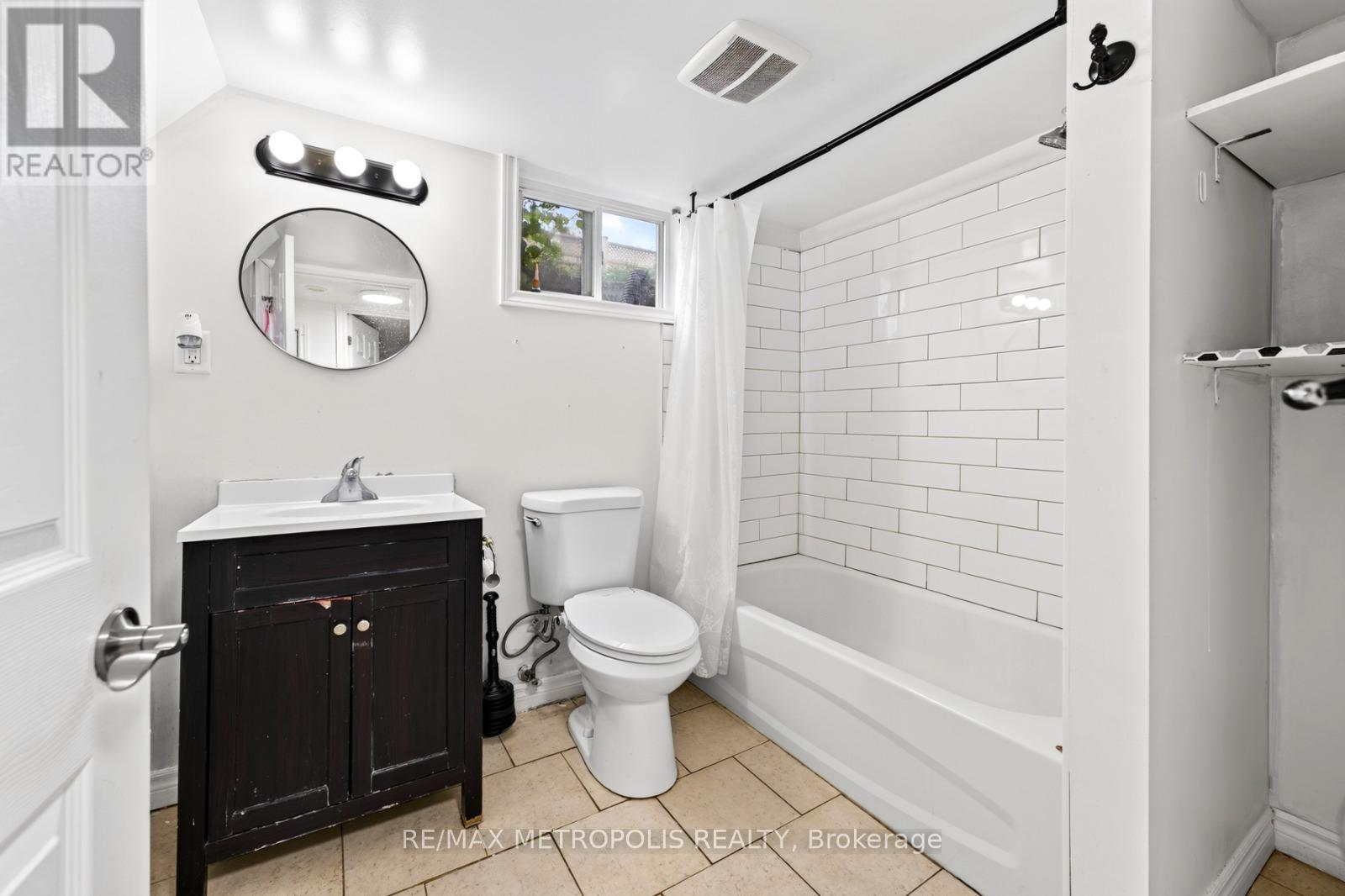 Bsmt - 312 Palmerston Avenue, Whitby, Ontario  L1N 3E9 - Photo 9 - E13490124