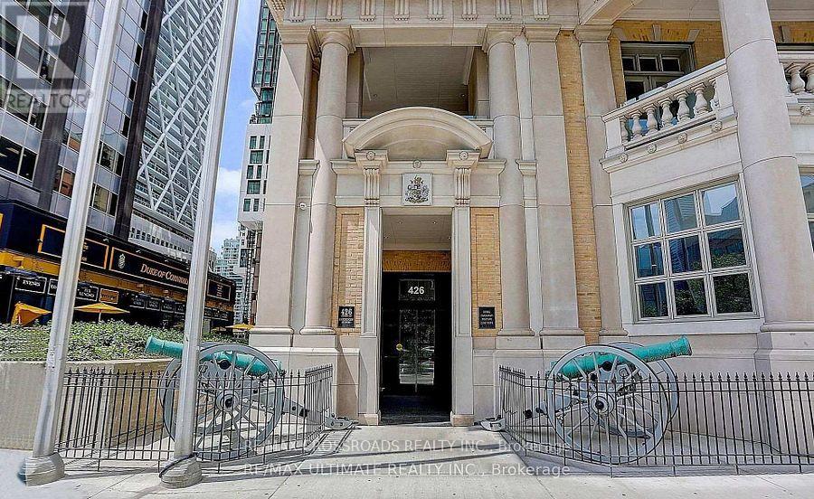 3008 - 426 University Avenue, Toronto, Ontario  M5G 1S9 - Photo 5 - C13680868