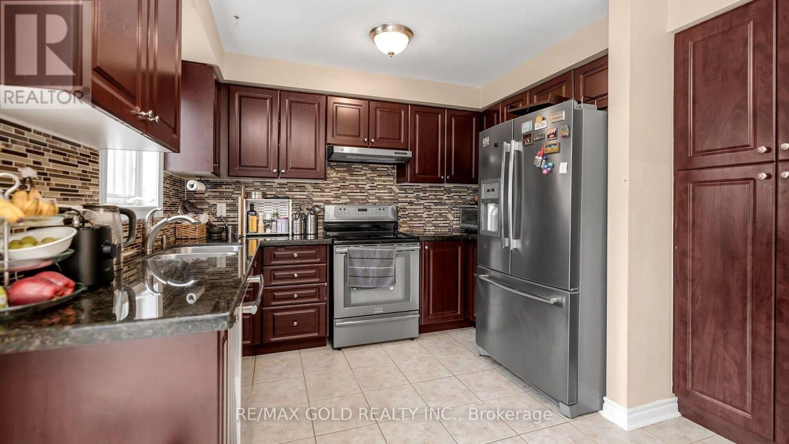 17 Echoridge Drive, Brampton, Ontario  L7A 3L2 - Photo 10 - W13680132