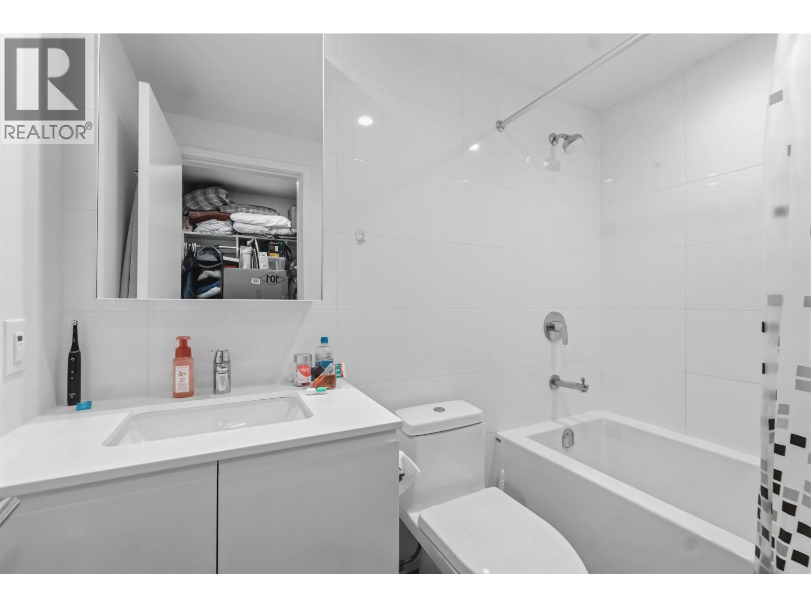 26xx 3833 Evergreen Place, Burnaby, British Columbia  V3J 0M2 - Photo 10 - R3156167