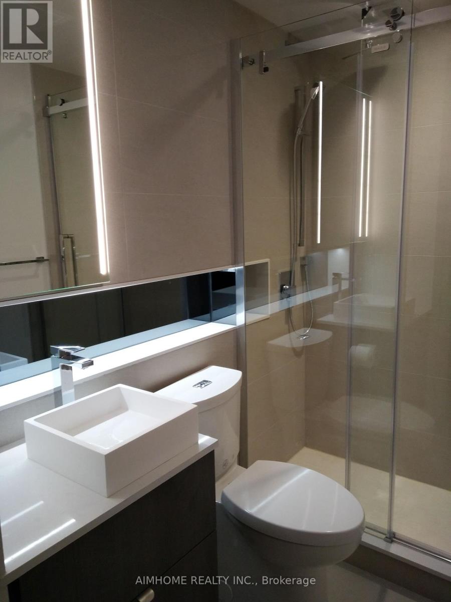 1010 - 215 Queen Street W, Toronto, Ontario  M5V 0P5 - Photo 2 - C13681172