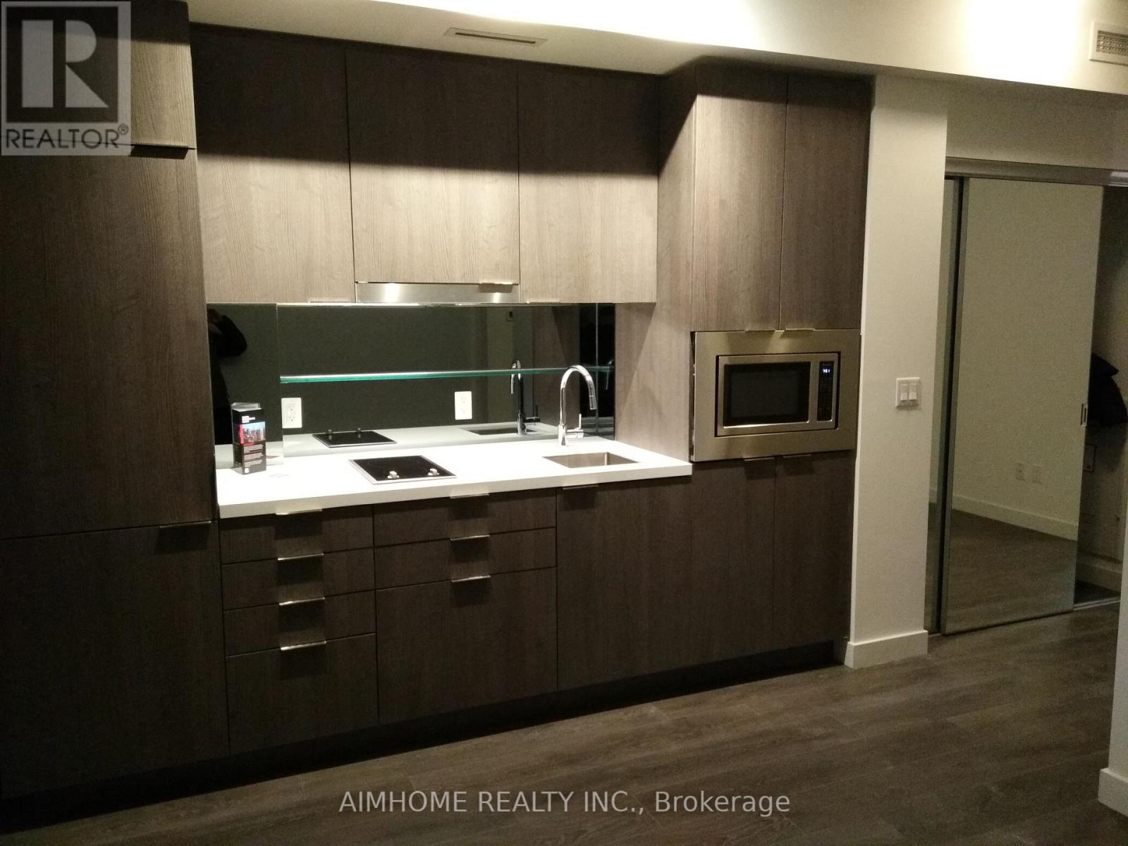 1010 - 215 Queen Street W, Toronto, Ontario  M5V 0P5 - Photo 3 - C13681172