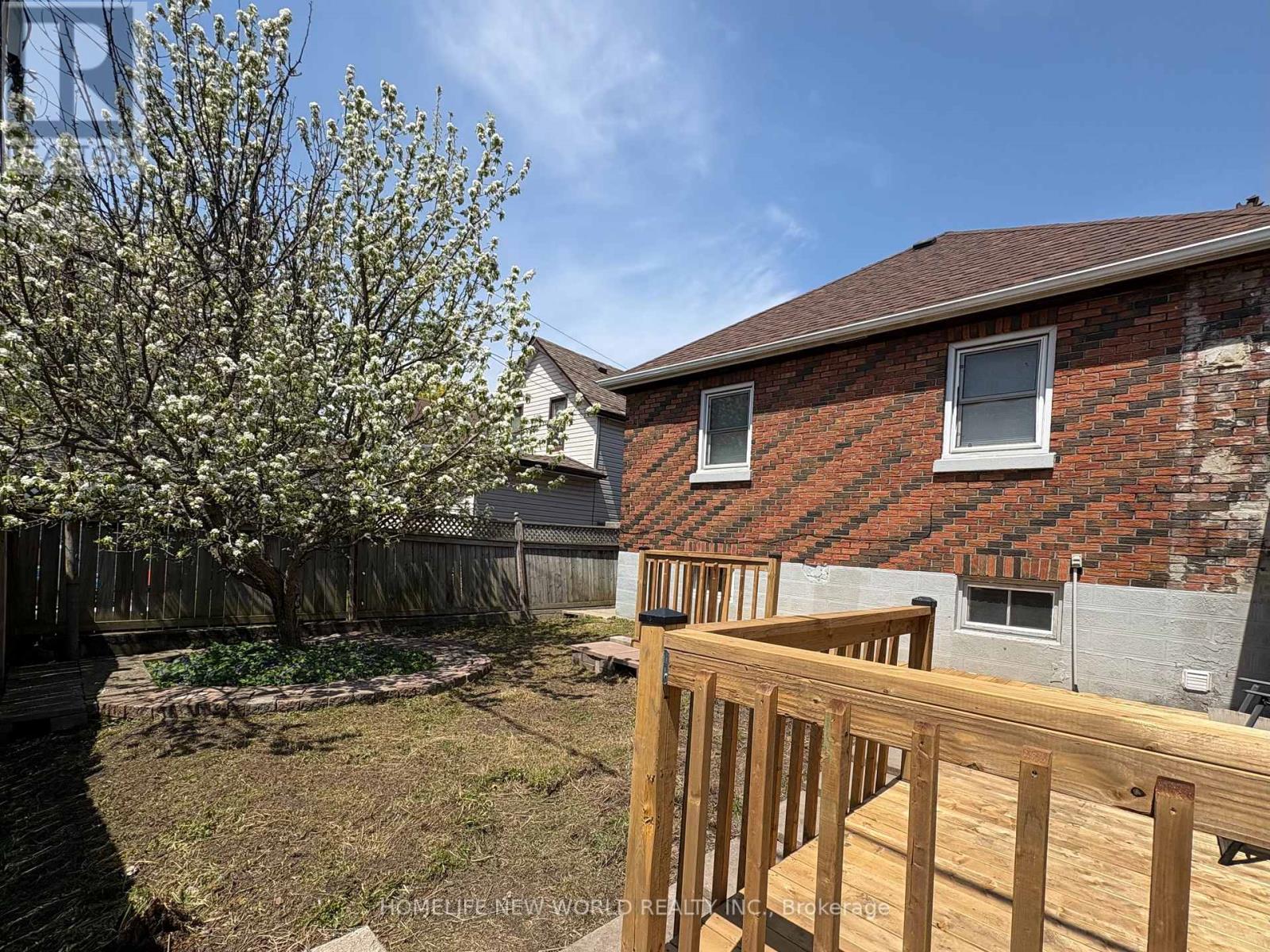 137 Banting Avenue, Oshawa, Ontario  L1H 2M5 - Photo 37 - E13681174