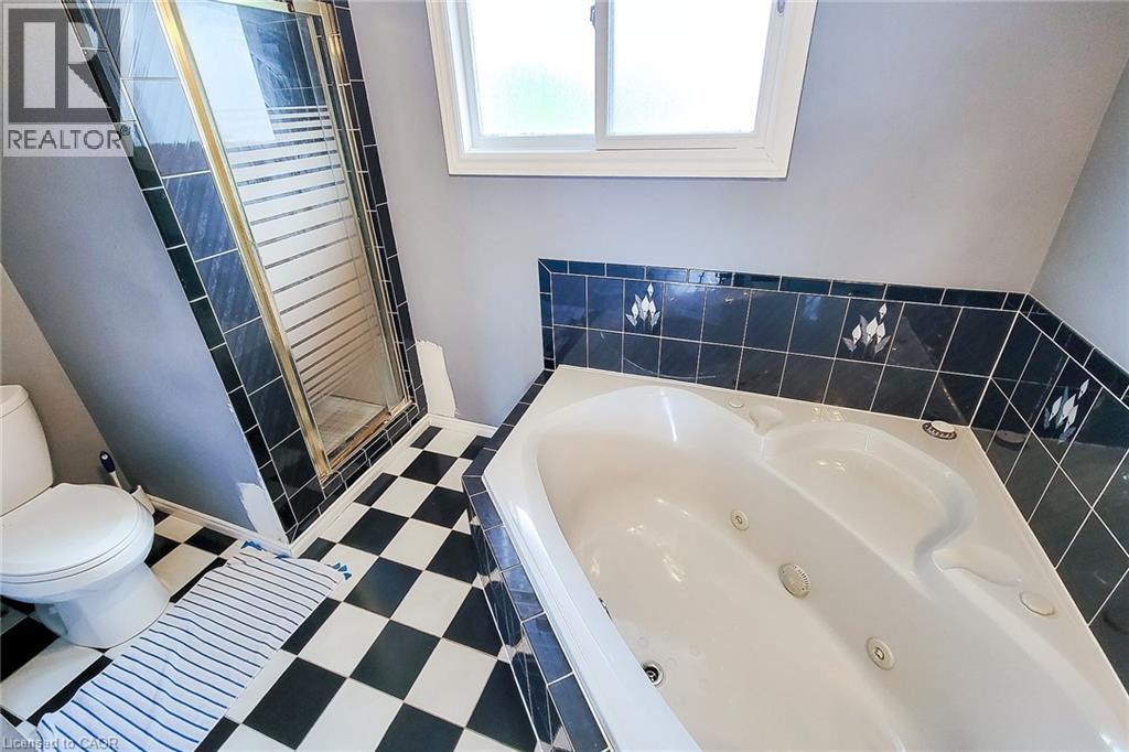 126 Farrington Crescent, Hamilton, Ontario  L8E 3N4 - Photo 26 - 40855211