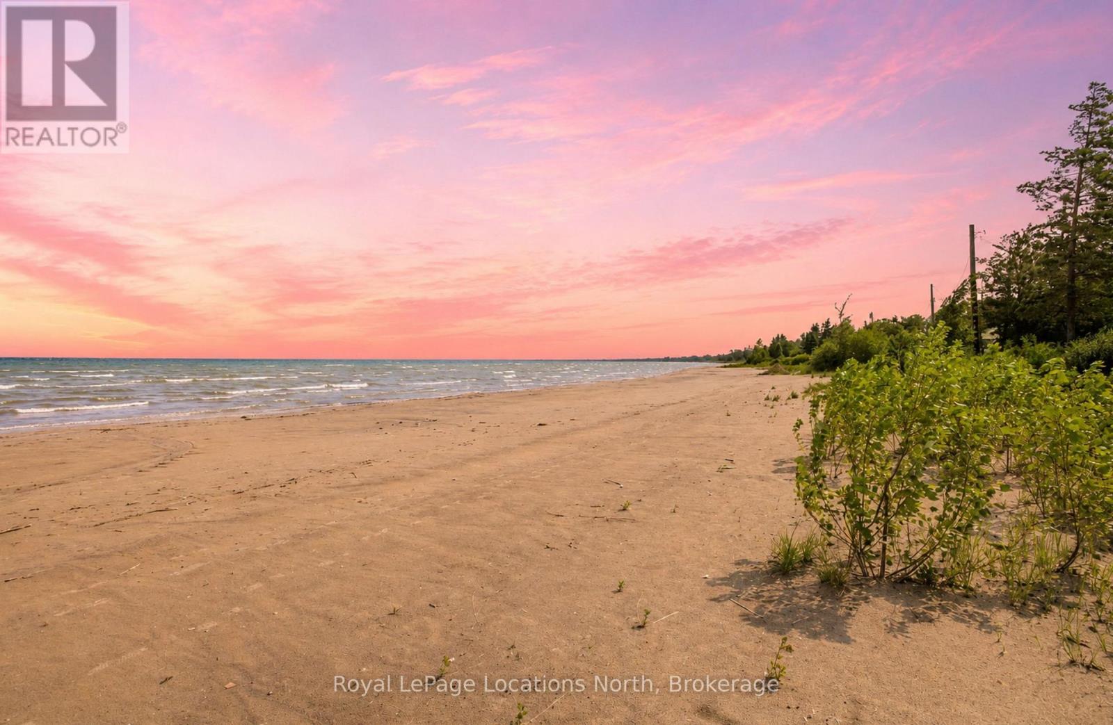 1864 Shore Lane, Wasaga Beach, Ontario  L9Z 1V2 - Photo 3 - S13627442