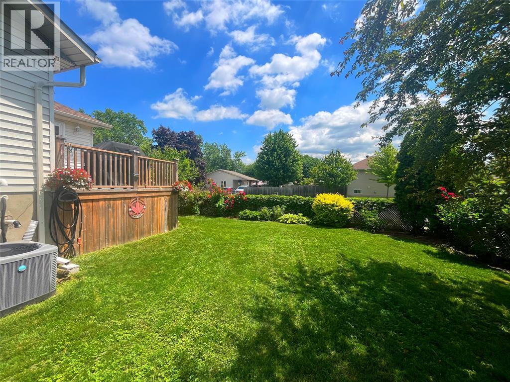 95 Turner Drive, Sarnia, Ontario  N7S 5G6 - Photo 4 - 26019934