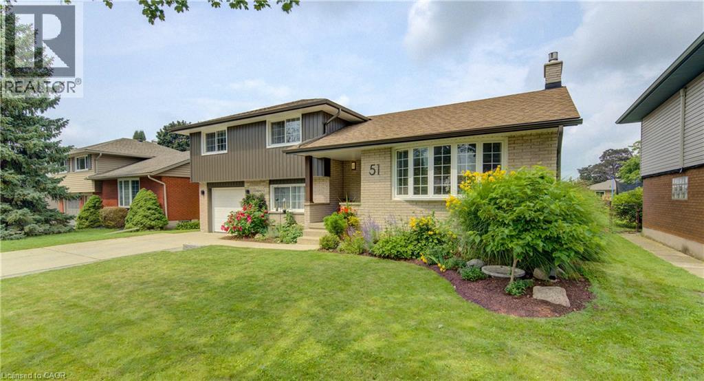 51 Charlotte Crescent, Kitchener, Ontario  N2B 2K2 - Photo 2 - 40854974