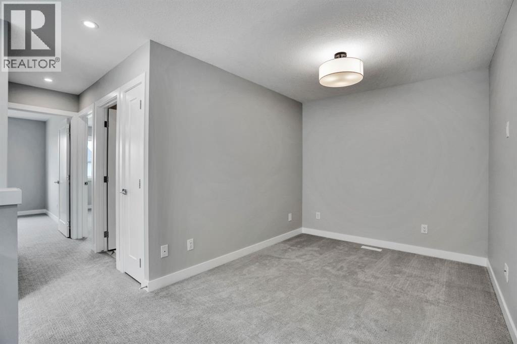 284 Huxbury View NE, Calgary, Alberta  T2A 8C4 - Photo 38 - A2329980