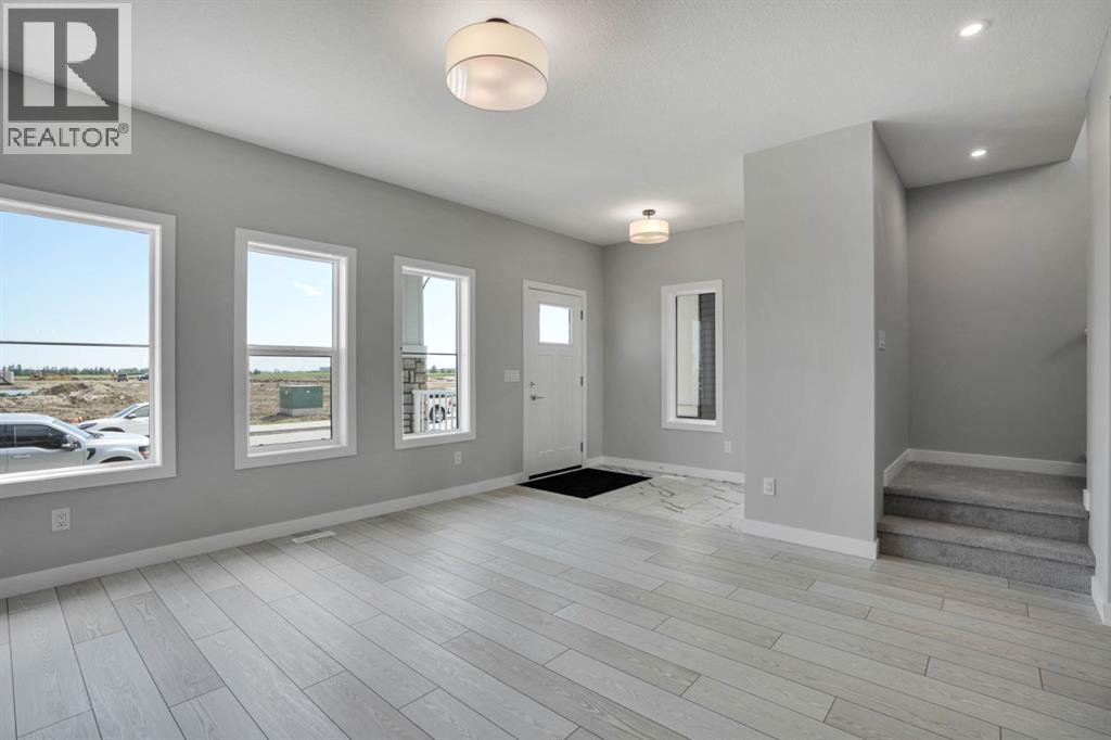 284 Huxbury View NE, Calgary, Alberta  T2A 8C4 - Photo 5 - A2329980