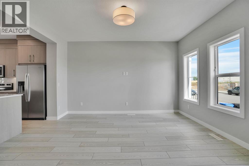 284 Huxbury View NE, Calgary, Alberta  T2A 8C4 - Photo 7 - A2329980