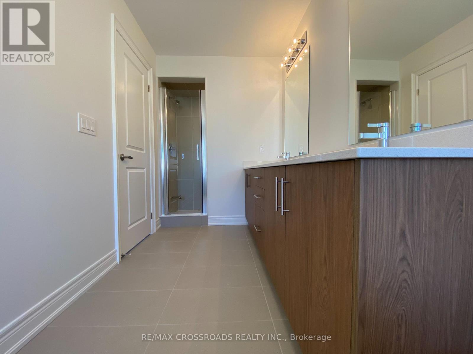 4 Kamper Avenue, Richmond Hill, Ontario  L4E 1M4 - Photo 32 - N13681184