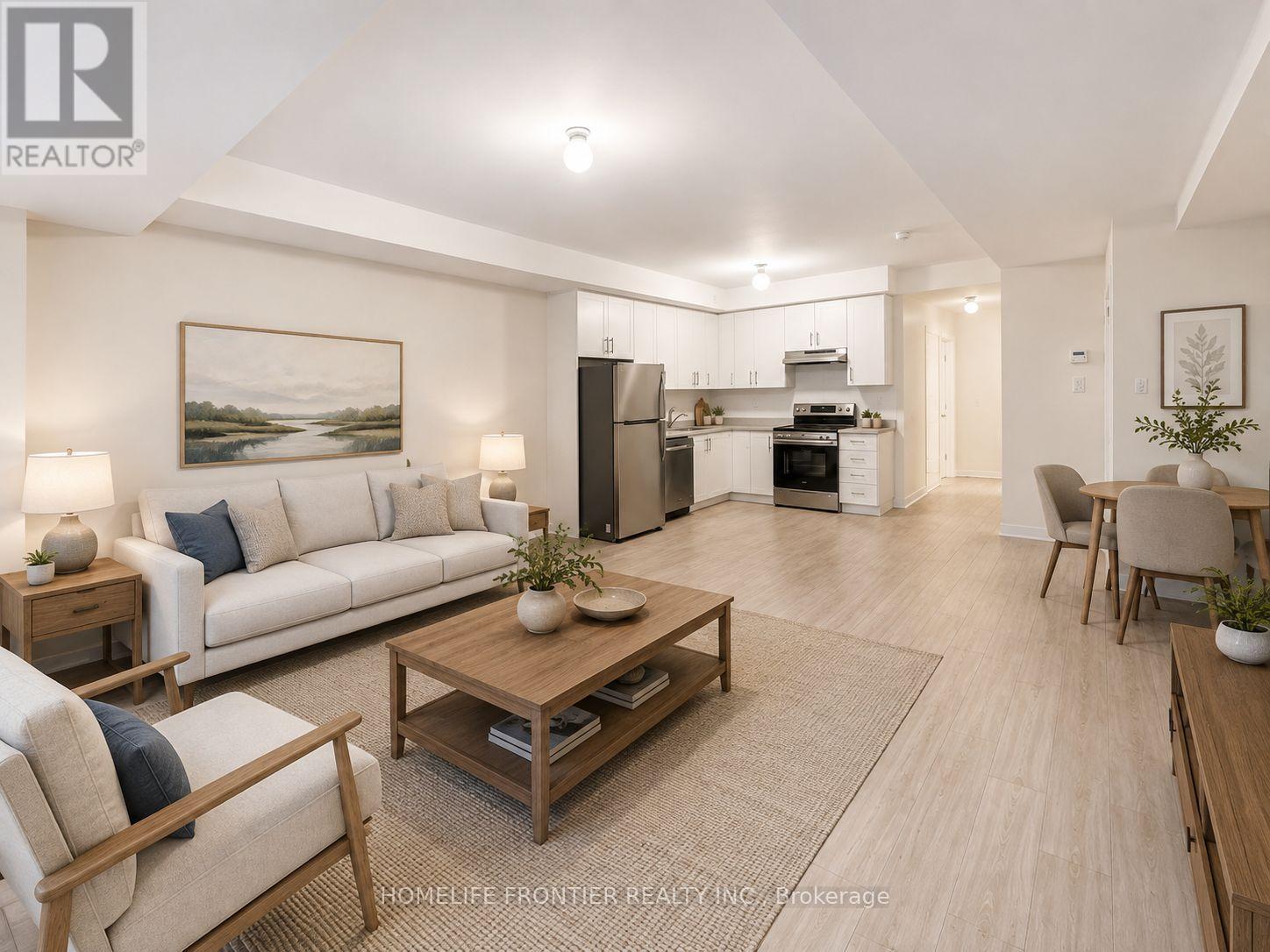 111 - 15100 YONGE STREET, Aurora, Ontario
