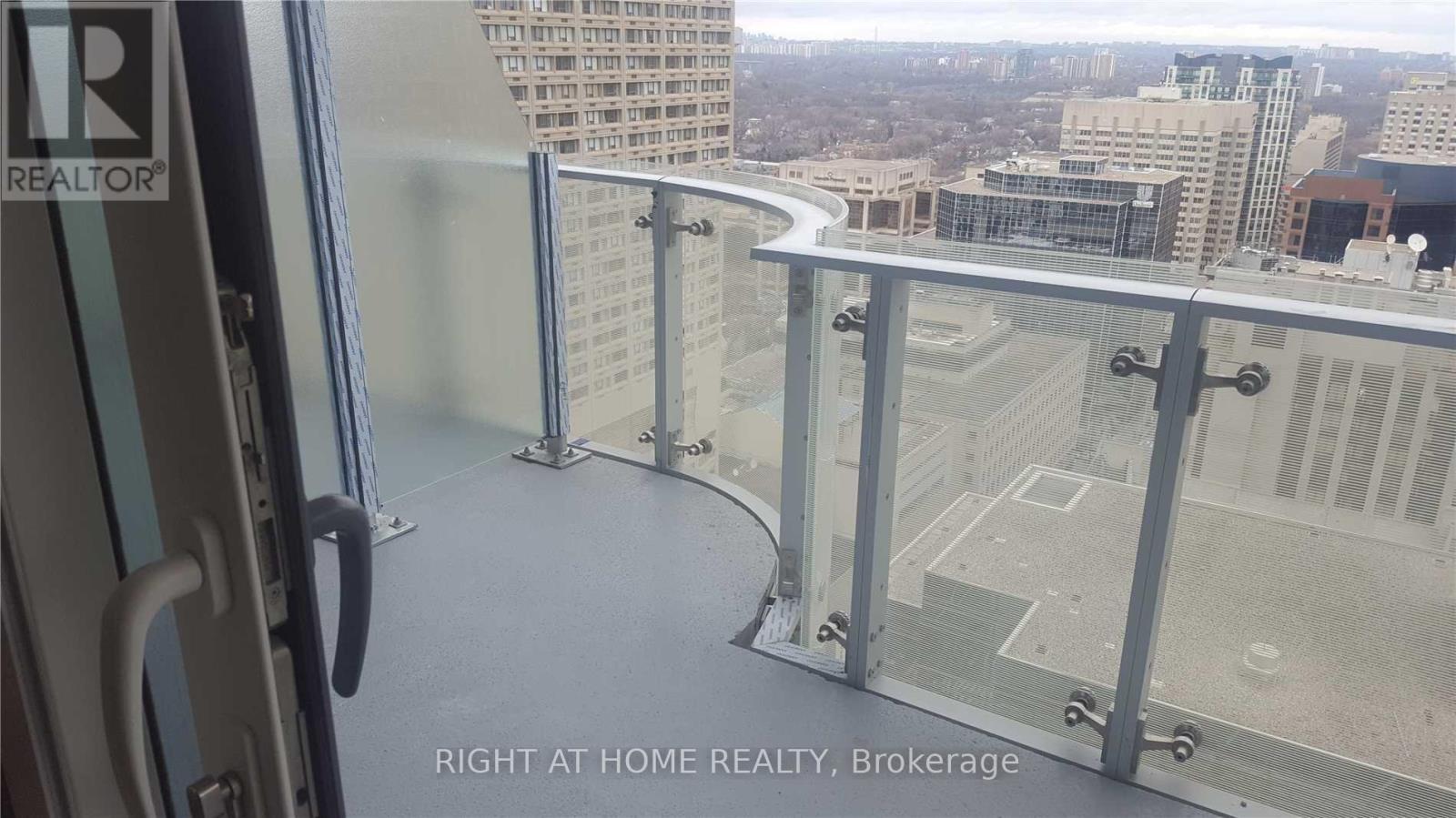 2703 - 1 Bloor Street E, Toronto, Ontario  M4W 0A8 - Photo 13 - C13681186