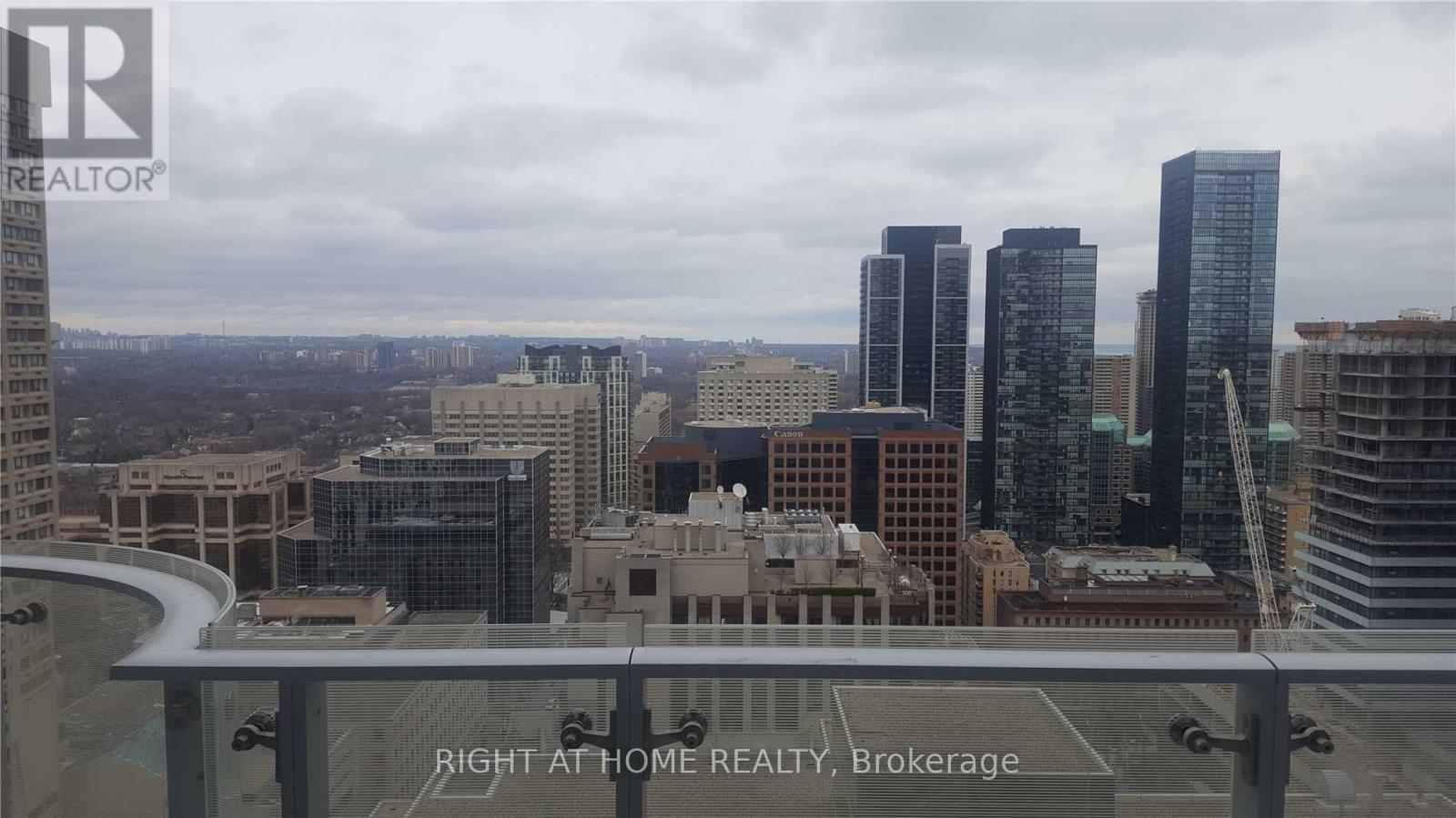 2703 - 1 Bloor Street E, Toronto, Ontario  M4W 0A8 - Photo 14 - C13681186