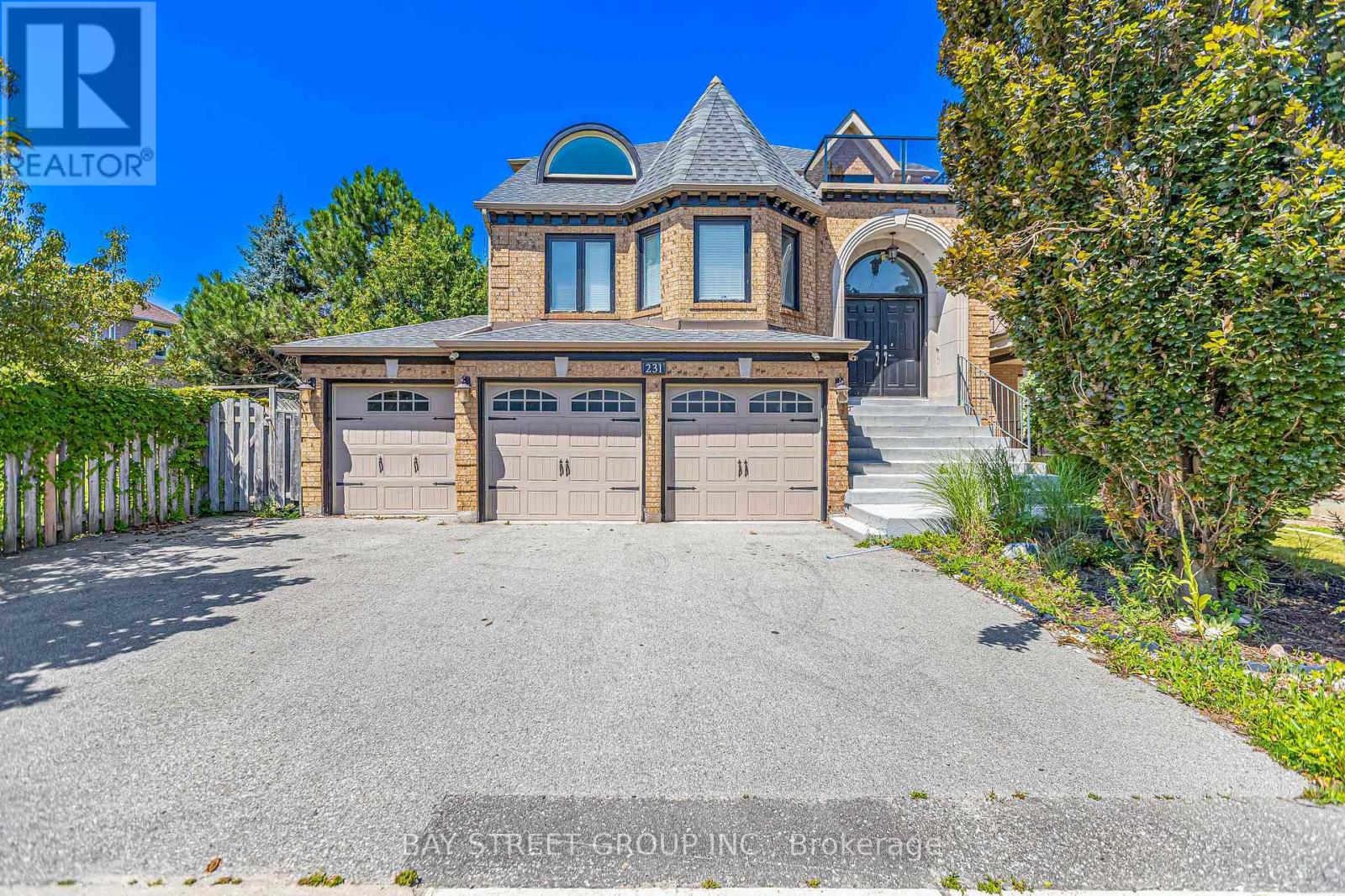 231 SHAFTSBURY AVENUE N, Richmond Hill, Ontario