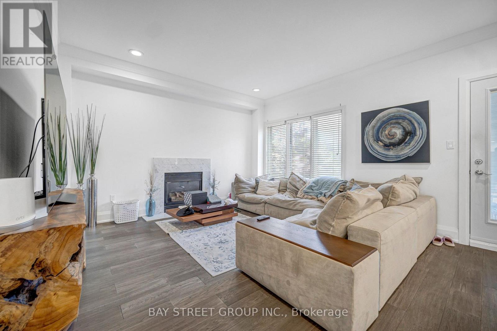 231 Shaftsbury Avenue N, Richmond Hill, Ontario  L4C 0E8 - Photo 8 - N13681194