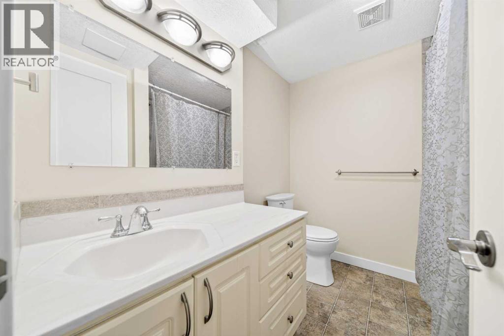 1728 Lake Bonavista Drive Se, Calgary, Alberta  T2J 3B5 - Photo 39 - A2308588