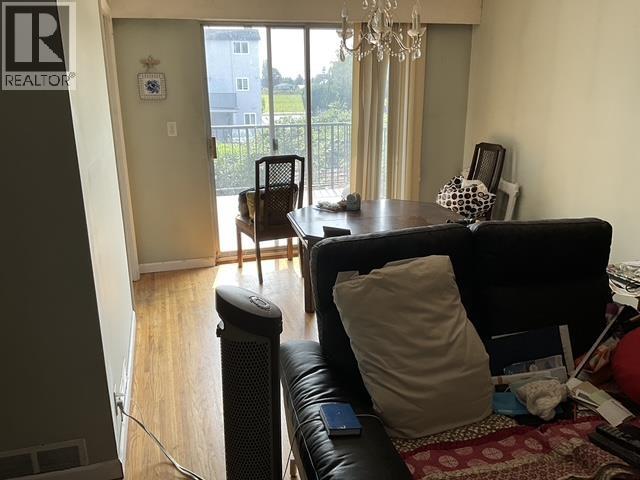 8280 Rosebank Crescent, Richmond, British Columbia  V7A 2K6 - Photo 4 - R3140025
