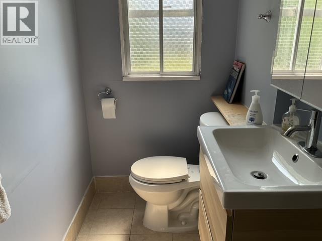 8280 Rosebank Crescent, Richmond, British Columbia  V7A 2K6 - Photo 8 - R3140025