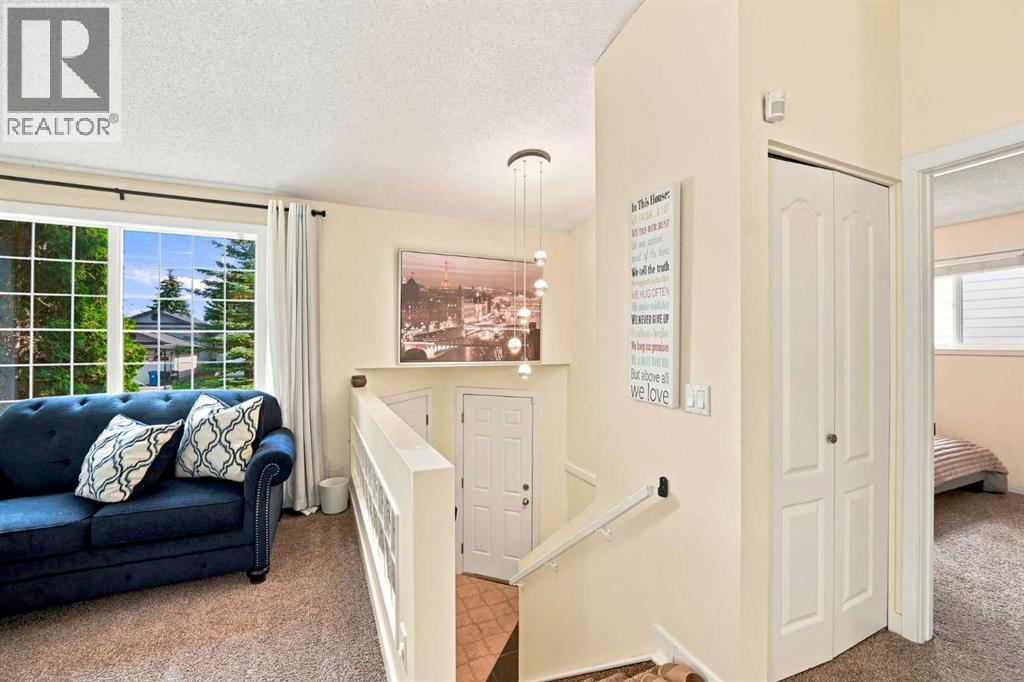 225 Harvest Glen Place NE, Calgary, Alberta  T3K 4J1 - Photo 14 - A2330527