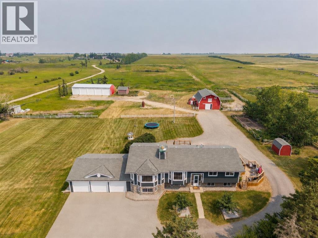 271154 Range Road 285, Rural Rocky View County, Alberta  T4B 2A4 - Photo 1 - A2334261