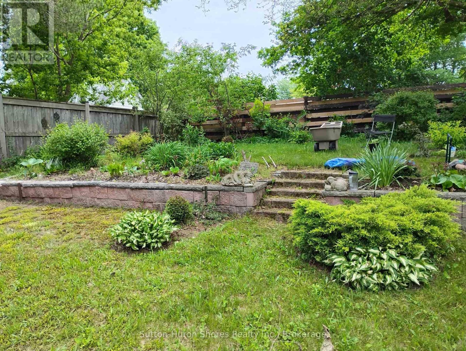 793 Ruby Street, Saugeen Shores, Ontario  N0H 2C4 - Photo 2 - X13674672