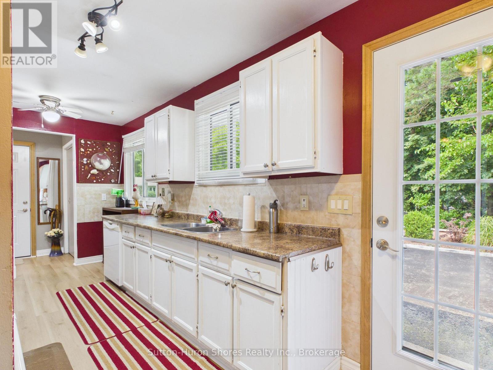 793 Ruby Street, Saugeen Shores, Ontario  N0H 2C4 - Photo 4 - X13674672