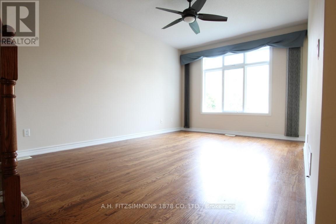 361 Glenbrae Avenue, Ottawa, Ontario K2W 0C2 - Photo 4 - X13681206