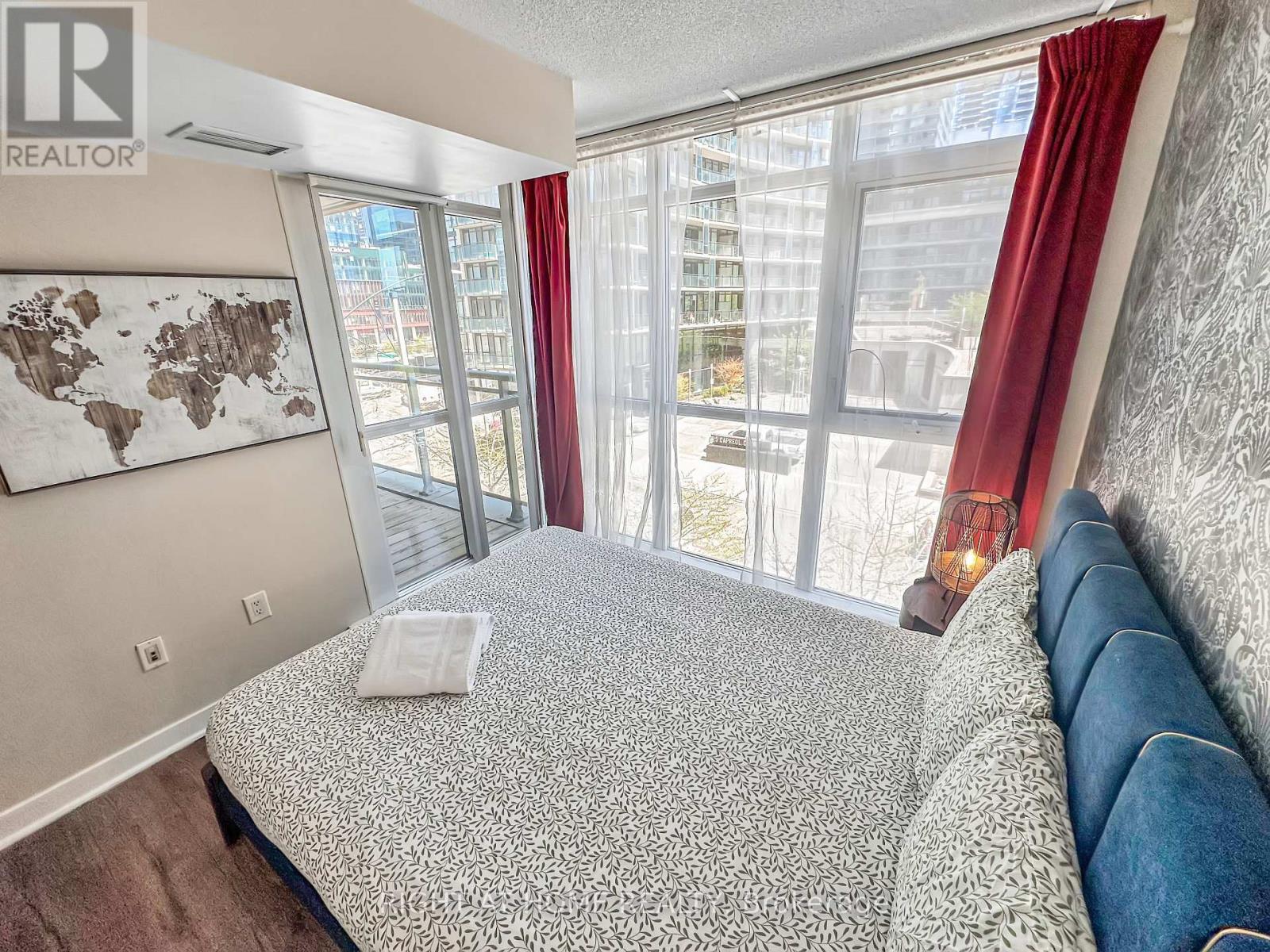 356 - 10 Capreol Court, Toronto, Ontario  M5V 4B3 - Photo 16 - C13681212