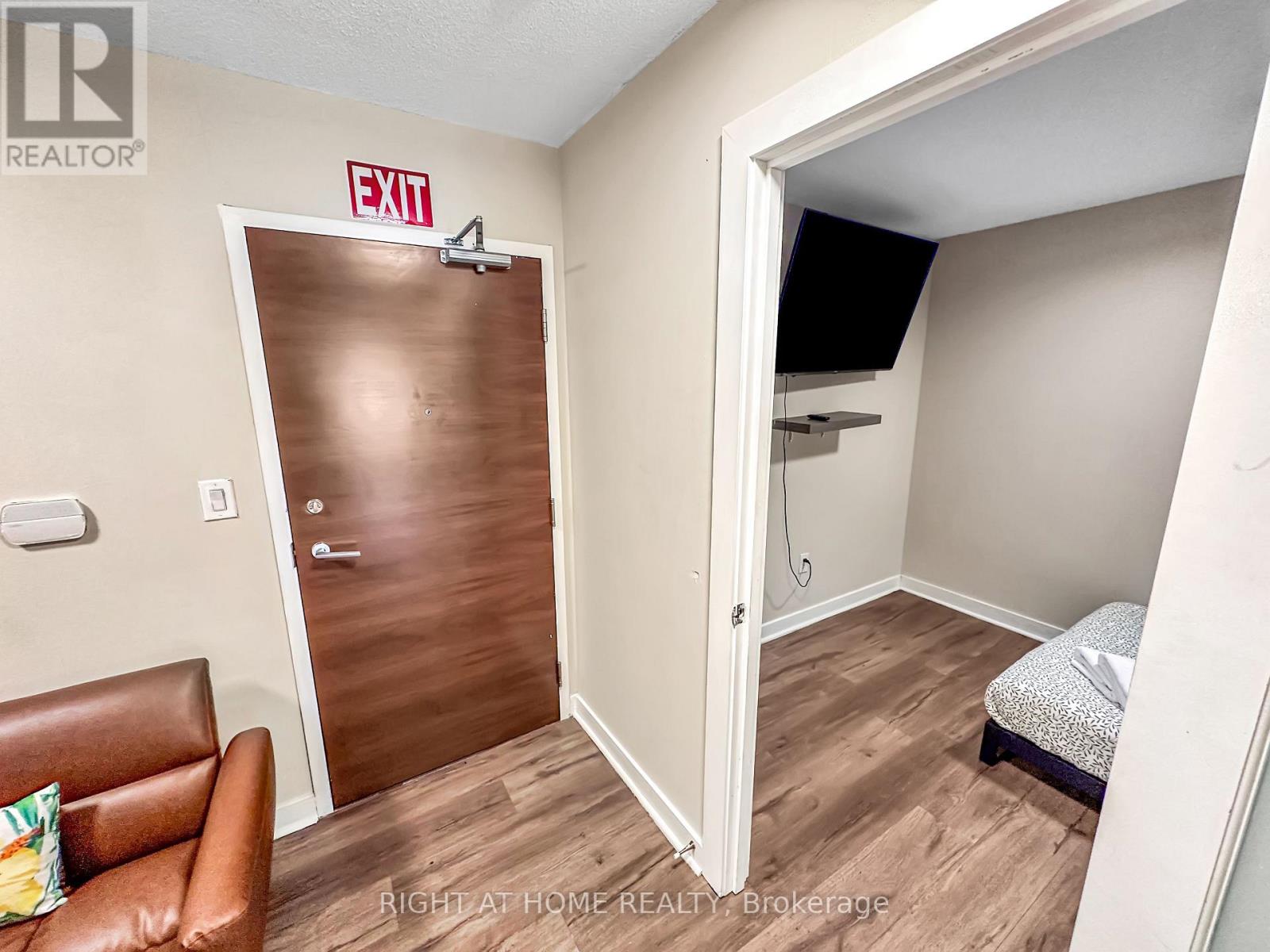 356 - 10 Capreol Court, Toronto, Ontario  M5V 4B3 - Photo 24 - C13681212