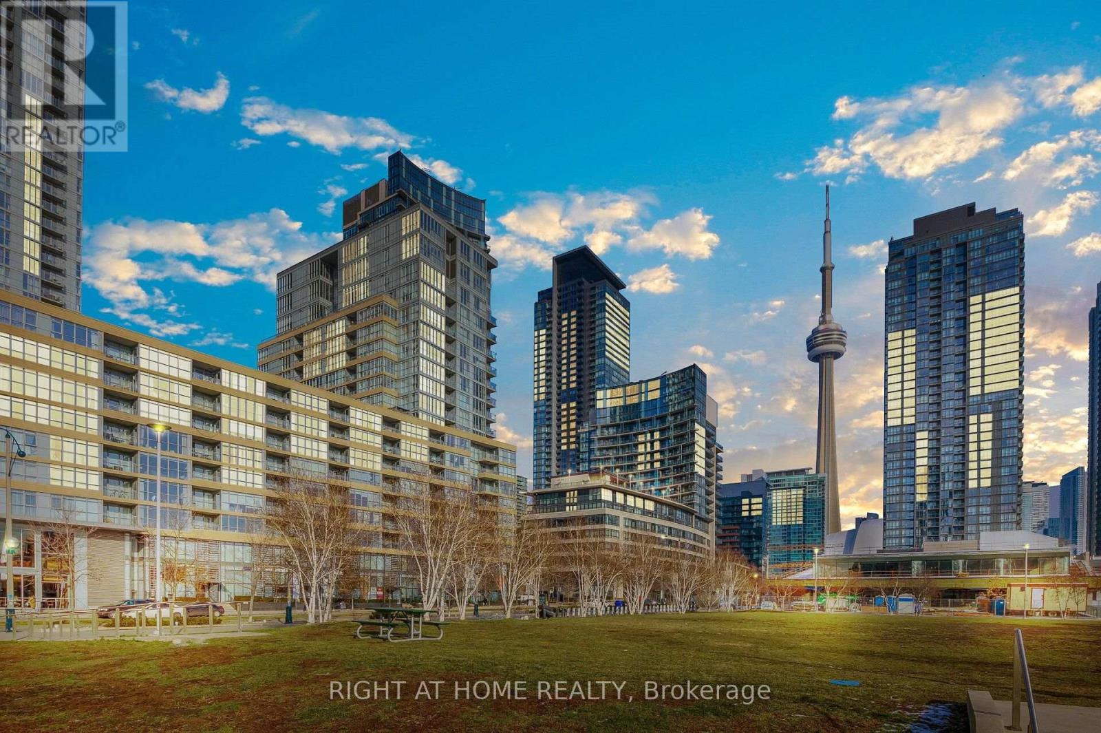 356 - 10 Capreol Court, Toronto, Ontario  M5V 4B3 - Photo 27 - C13681212