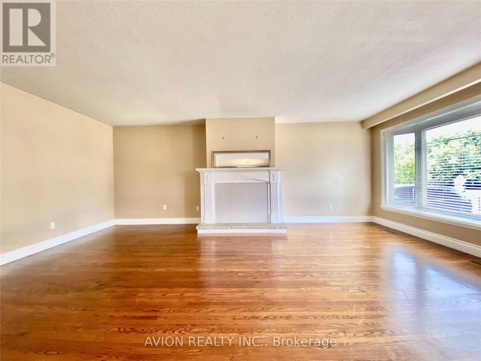 Main Fl - 878 West Shore Boulevard, Pickering, Ontario  L1W 2V7 - Photo 3 - E13681200