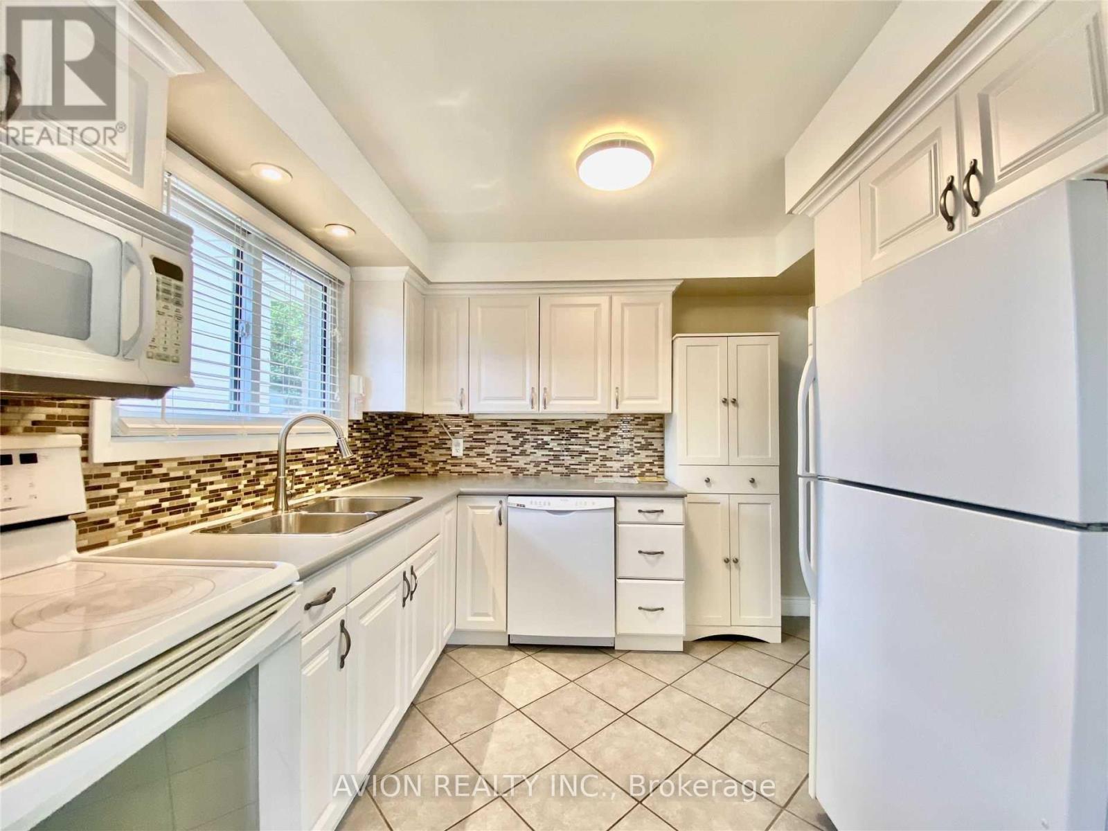 Main Fl - 878 West Shore Boulevard, Pickering, Ontario  L1W 2V7 - Photo 7 - E13681200