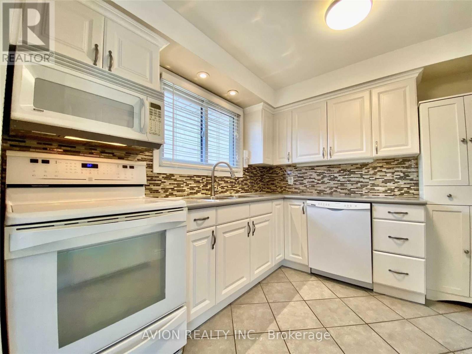 Main Fl - 878 West Shore Boulevard, Pickering, Ontario  L1W 2V7 - Photo 8 - E13681200