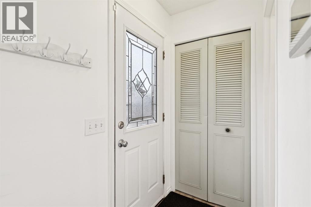 283 Abinger Crescent Ne, Calgary, Alberta  T2A 6L2 - Photo 19 - A2336342