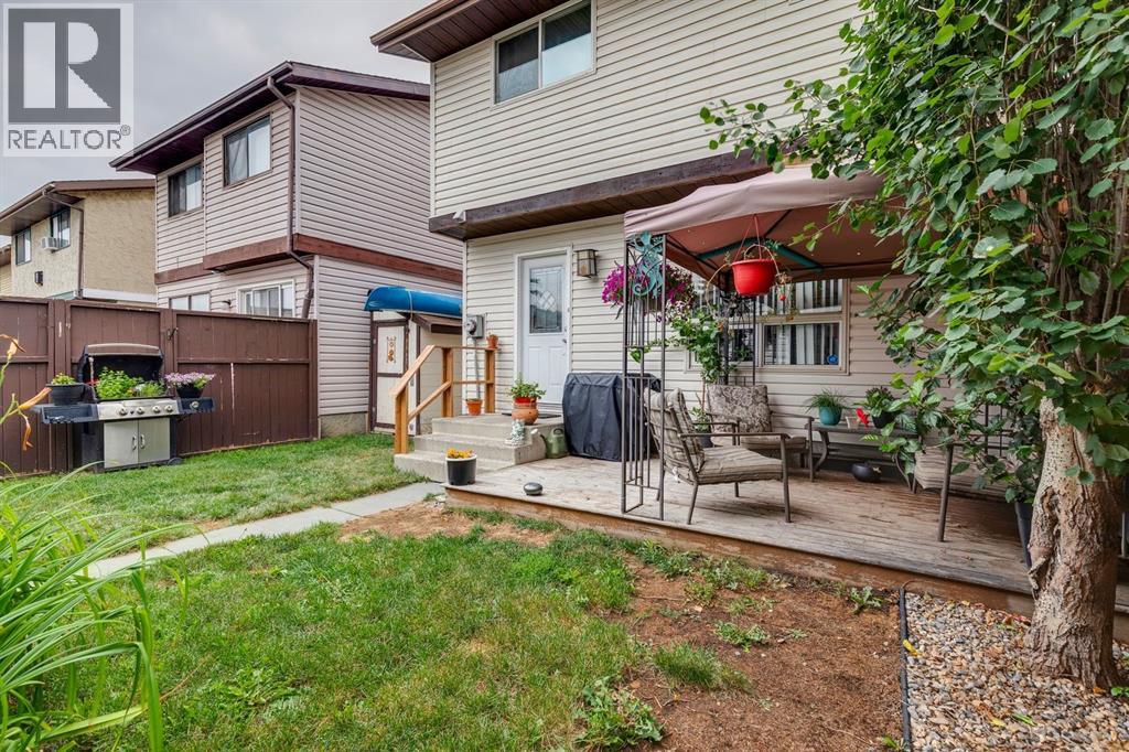 283 Abinger Crescent Ne, Calgary, Alberta  T2A 6L2 - Photo 35 - A2336342