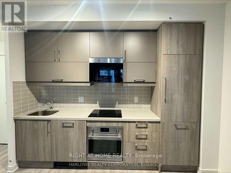 930 - 8119 Birchmount Road, Markham, Ontario  L6G 0H5 - Photo 5 - N13681218